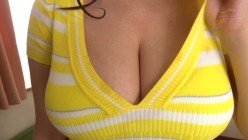 NKKD-228 汗だく濡れ透けパイ揉み爆乳NTR 水回りの修理業者に濡れ透け汗だくでねとられた爆乳主婦 春菜はな