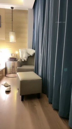 最闪亮的新星 丰乳肥臀良家妹【小老婆】莞式服务 吃鸡舔蛋舔脚啪啪 这大白兔 白虎馒头穴真好看