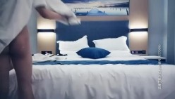 9总全国探花约了个长发妹子TP啪啪，洗完澡穿上棉袜后入猛操，呻吟娇喘非常诱人