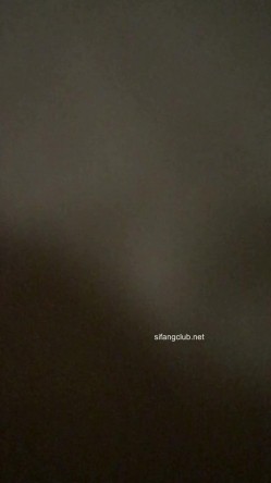 灌醉迷翻已婚女同事 ️带回酒店换上丝袜高跟各种虐玩