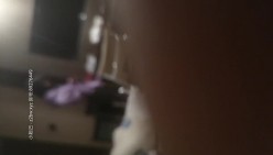 女性私密养生会所新客户周末来减压的苗条白领丽人被推油少年草到爽叫