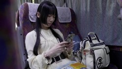 STARS-970 大型連休の高速バスが事故渋滞にハマって…。都内に帰るまでの7時間、声の出せない状況で隣の人妻に囁き誘惑されまくった。（2023年7月末日） 紗倉まな