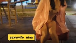 极品露出女神淫妻“Sexywife”公园啪啪 给粉丝口交 白嫩长腿 白虎嫩鲍