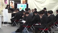 SDJS-028 SOD女子社員 絶頂!イキまくり会社説明会2019 就活生の前でお漏らしせずにプレゼン出来るか?!我慢出来ないほどの強イカセに失禁絶頂72回
