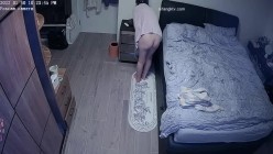 【精品TP】家庭网络破解摄像头 ️偷窥记录颜值天花板美女与男友日常在家喷血画面（完结篇）