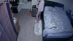 【精品TP】家庭网络破解摄像头 ️偷窥记录颜值天花板美女与男友日常在家喷血画面（完结篇）