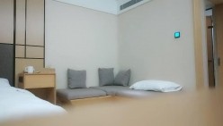 浪利战神两场连播酷爱高跟诱惑 都是苗条身材外围女 口交大鸡巴床上穿着高跟鞋做爱 各种体位蹂躏抽插刺激