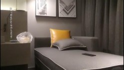 约啪达人酒店2300元网约173CM高挑性感的女神级美女啪啪,性感大长腿,沙发上扒光衣服狠狠后插.国语!