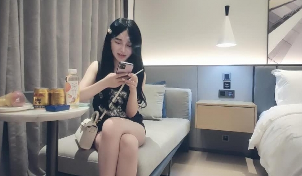 七天探花118 性格甜美3K高端外围 高级脸 传