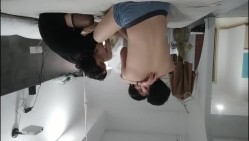 长毛哥情趣酒店带着漂亮的女友找来另外一对夫妻玩4P 换上情趣黑丝尽情的啪啪(续)