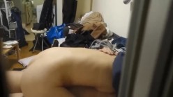 偷窥小情侣啪啪 窗户留条缝隙正好便于我观看现场直播 妹子好会吃鸡鸡 就喜欢这种认真吃鸡的样子