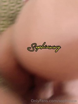 中西合璧直击超级淫乱现场！OF华人淫乱聚会绿帽夫妻Sophia订阅，真实换妻性爱轰趴