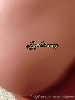 中西合璧直击超级淫乱现场！OF华人淫乱聚会绿帽夫妻Sophia订阅，真实换妻性爱轰趴