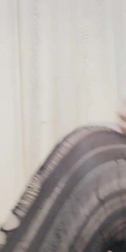清纯美女大学生露脸直播挣生活费，情趣黑丝诱惑自慰，小逼粉嫩流出白浆，浪荡呻吟好想舔一舔续集