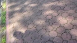 fc2ppv-1848014 【無修正】「他の子には絶対言わないで！」純粋無垢の美少女が僕の身体を受け入れる・・・教え子に初めての中出し！！