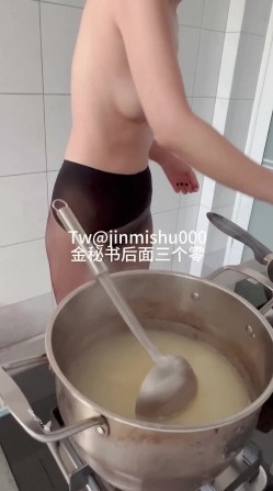 【网红摄影】身材高挑极品淫妻【金秘书】露出第二弹
