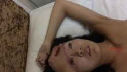 迷奸-某职业技术学院性感漂亮的小美女聚餐时中招了被带回酒店连菊花都被人破了！