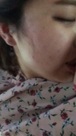 云盘高质露脸泄密，高颜值大波小姐姐，出租房与热恋男友各种激情性爱，欲仙欲死享受着被肏的感觉