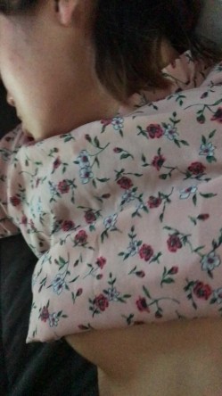 云盘高质露脸泄密，高颜值大波小姐姐，出租房与热恋男友各种激情性爱，欲仙欲死享受着被肏的感觉