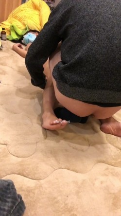 震撼发售最新流出两富二代无套迷玩90后美女刘倩3洞全开