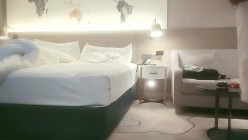 【良家故事】偷拍 网恋 中年良家妇女收割机，知性小学语文老师，浅聊几句推倒开操骚逼