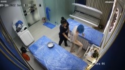 【精品TP】网络破解摄像头 ️记录高端美容院全身涂抹 保鲜膜包裹！