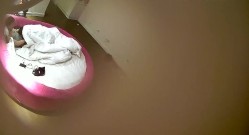 精品小旅馆情趣大圆床TP小伙和逼毛很茂盛淫骚眼镜妹搞完摆浦斯自拍