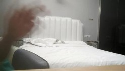 【无情的屌】,温婉外围女神,颜值高,身材好,一对双峰坚挺白嫩,后入插得深爽死了!