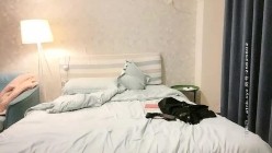【花少探模特】眼镜男约了个模特学生 在大哥刷礼物要求下干一炮,女神乳头粉嫩,明显脸害羞清纯惹人爱