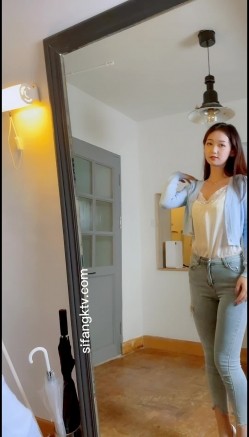 【超美颜值 ️极美女神】秀人网极品嫩模『唐安琪』新来的舍友顶级诱惑 完美露脸